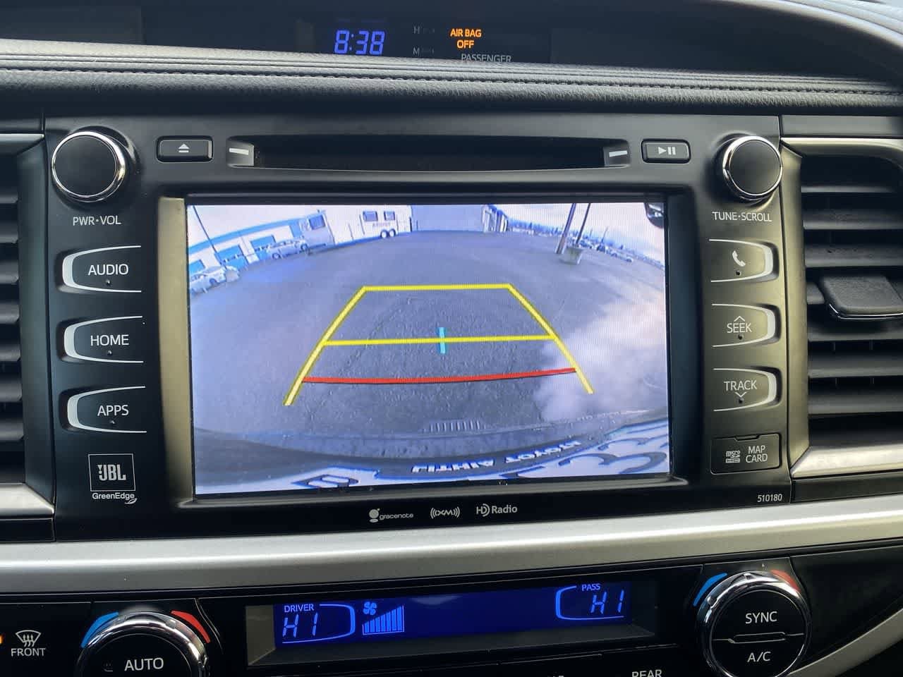 Thumbnail: 2018 Toyota Highlander - 17