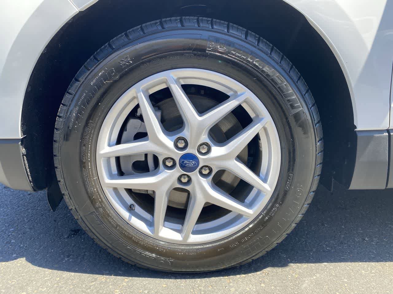 Thumbnail: 2021 Ford Edge - 9