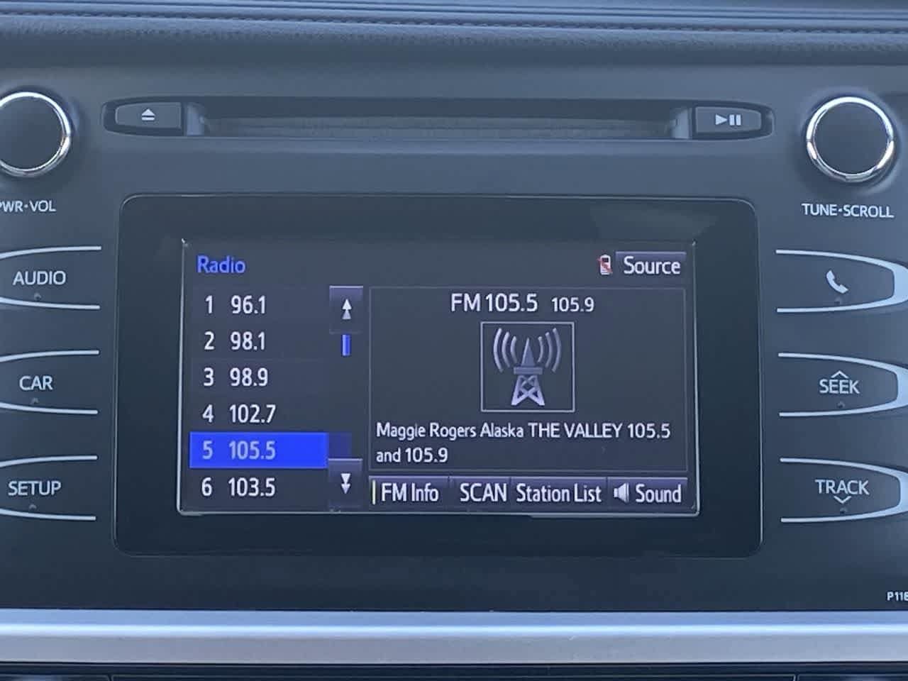 Thumbnail: 2019 Toyota Highlander - 16