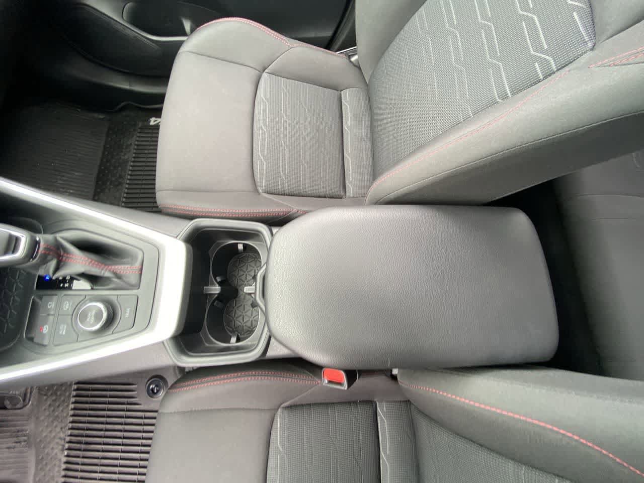 Thumbnail: 2024 Toyota RAV4 - 20