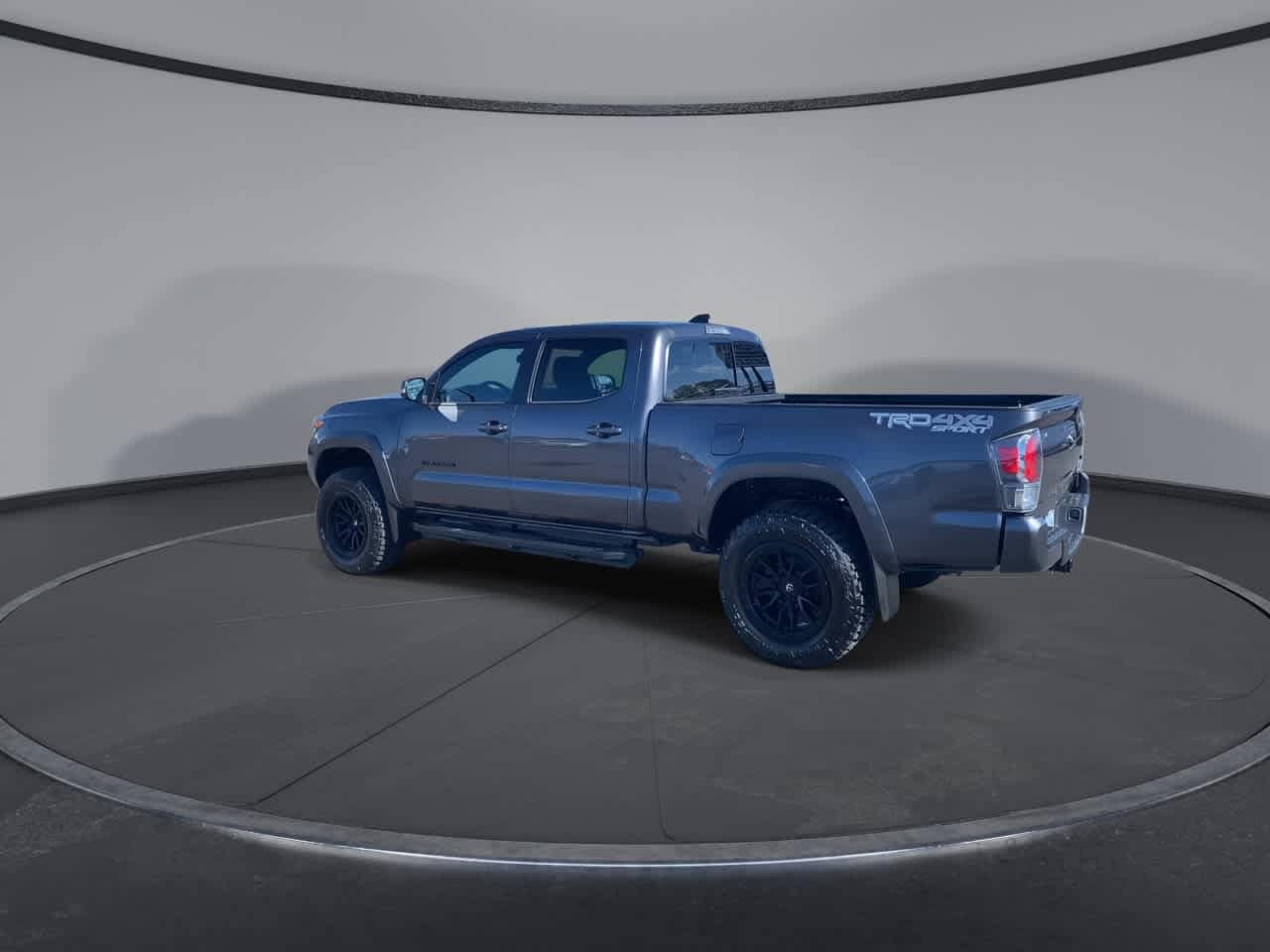 Thumbnail: 2022 Toyota Tacoma - 6