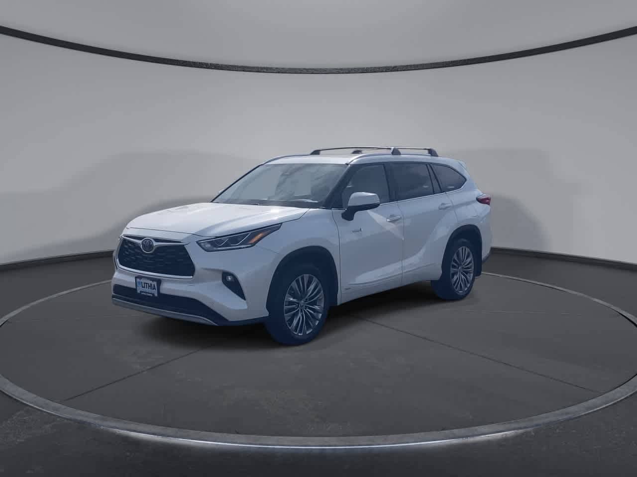 Thumbnail: 2020 Toyota Highlander - 5