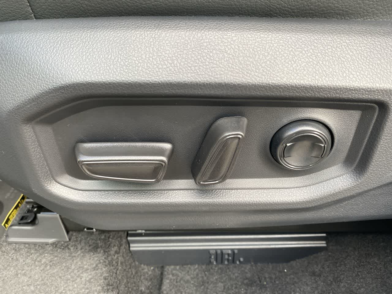 Thumbnail: 2026 Toyota Tundra - 12