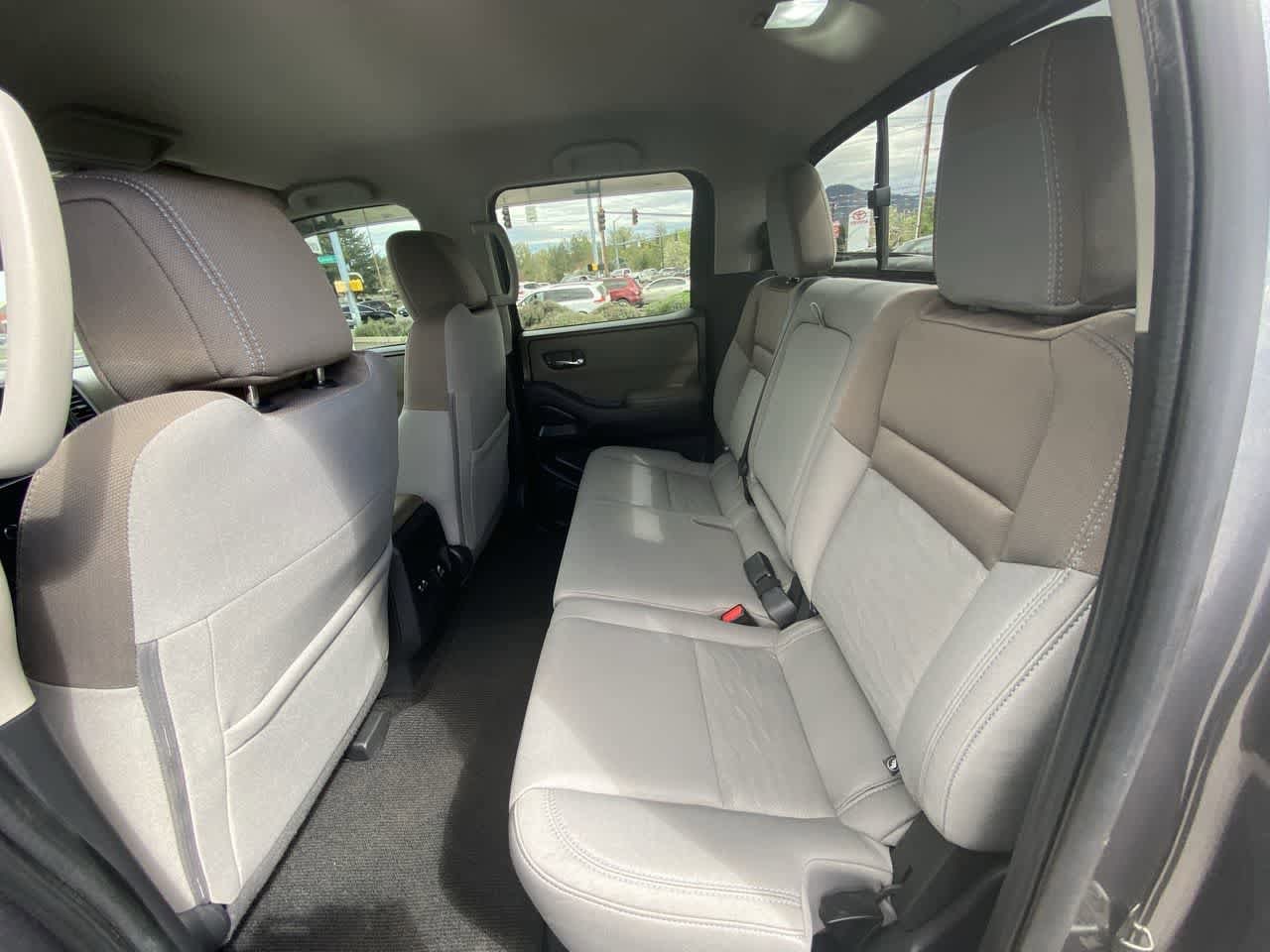 Thumbnail: 2022 Nissan Frontier - 21