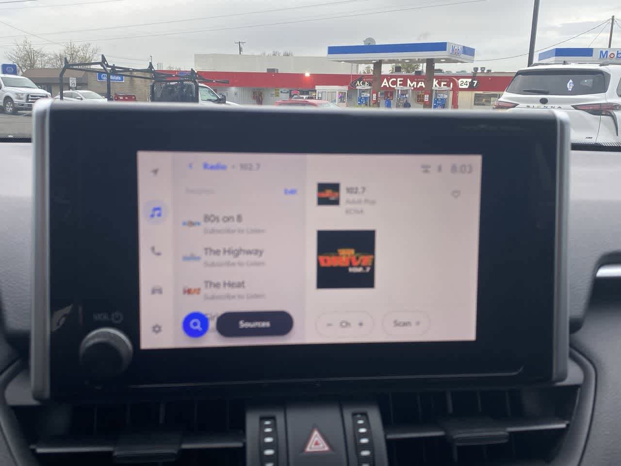 Thumbnail: 2024 Toyota RAV4 - 16