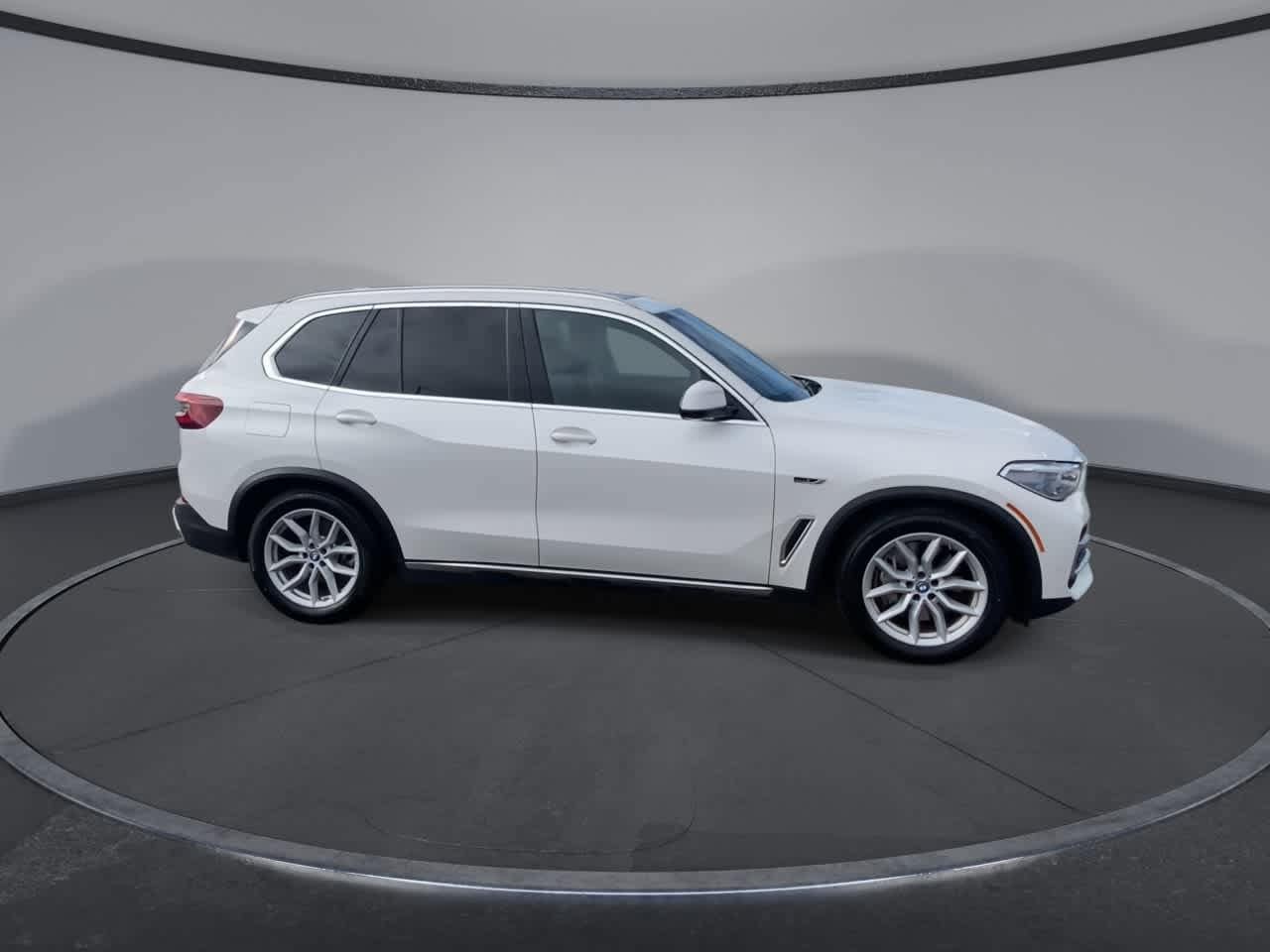 Thumbnail: 2022 BMW X5 - 9