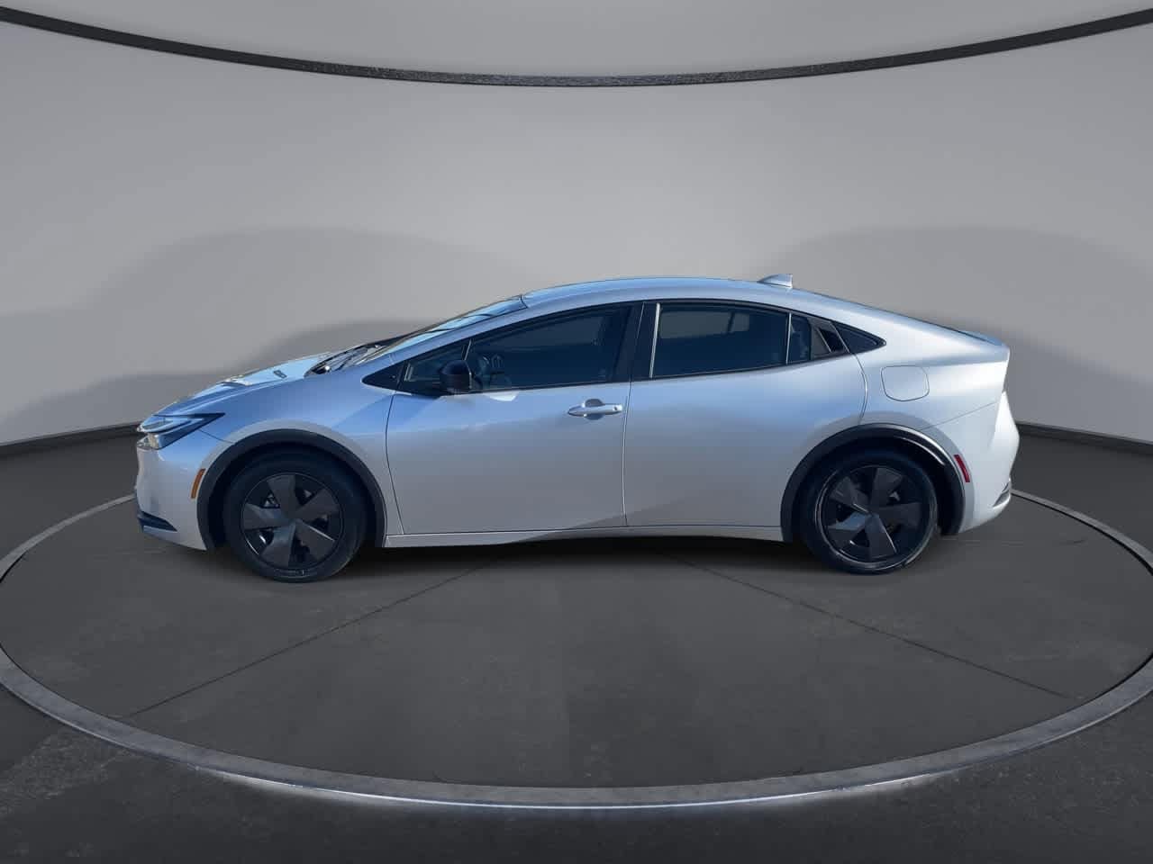 Thumbnail: 2024 Toyota Prius Prime - 5