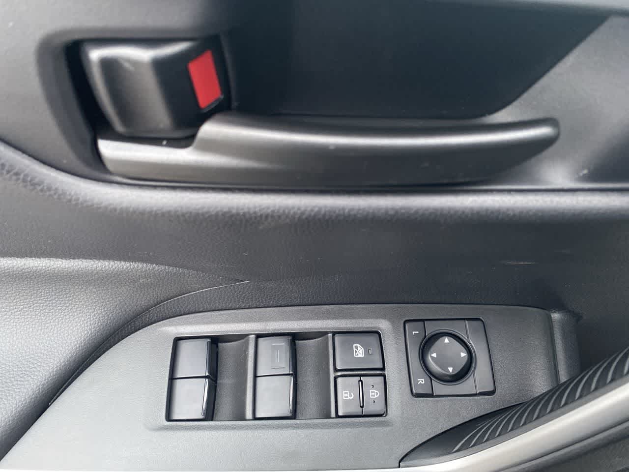 Thumbnail: 2025 Toyota RAV4 - 13