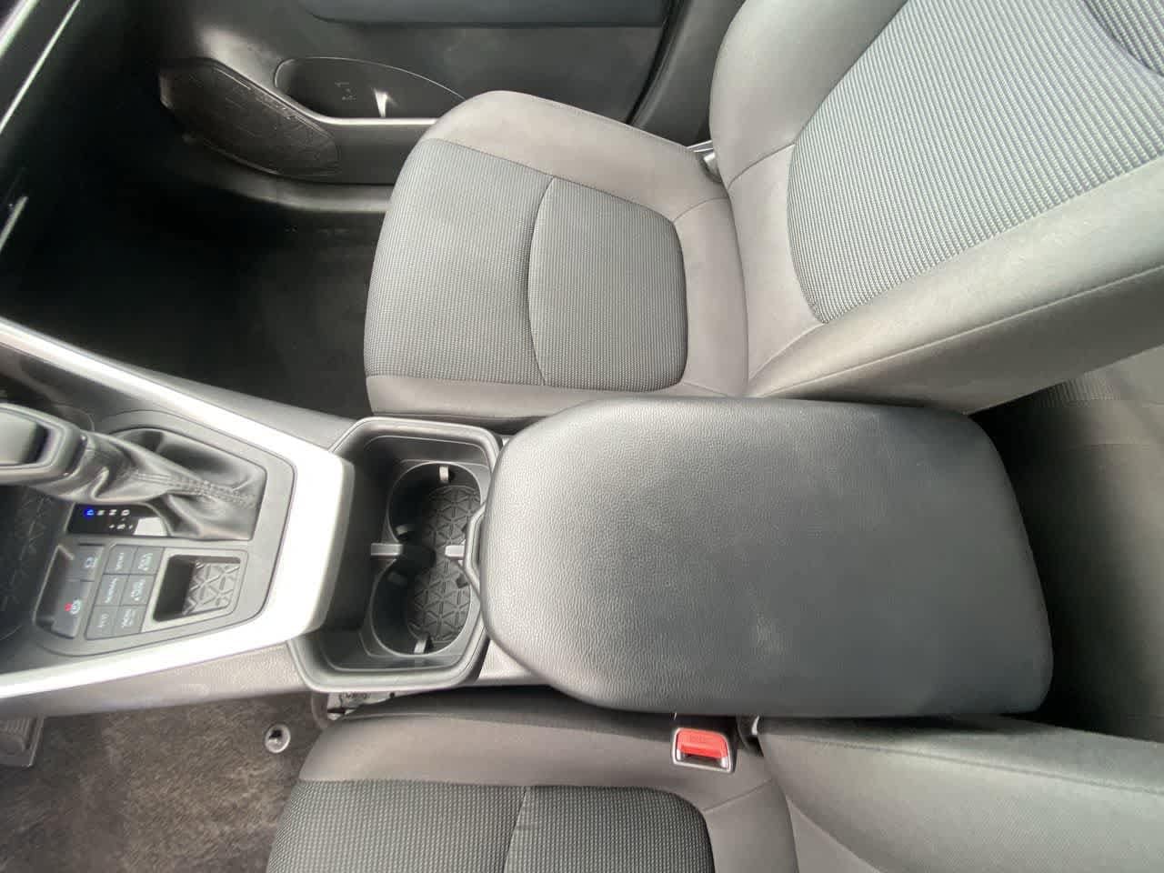 Thumbnail: 2025 Toyota RAV4 - 20