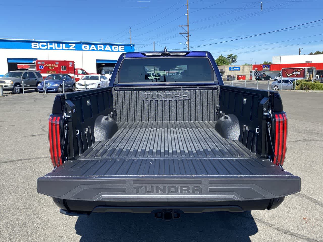 Thumbnail: 2025 Toyota Tundra - 23