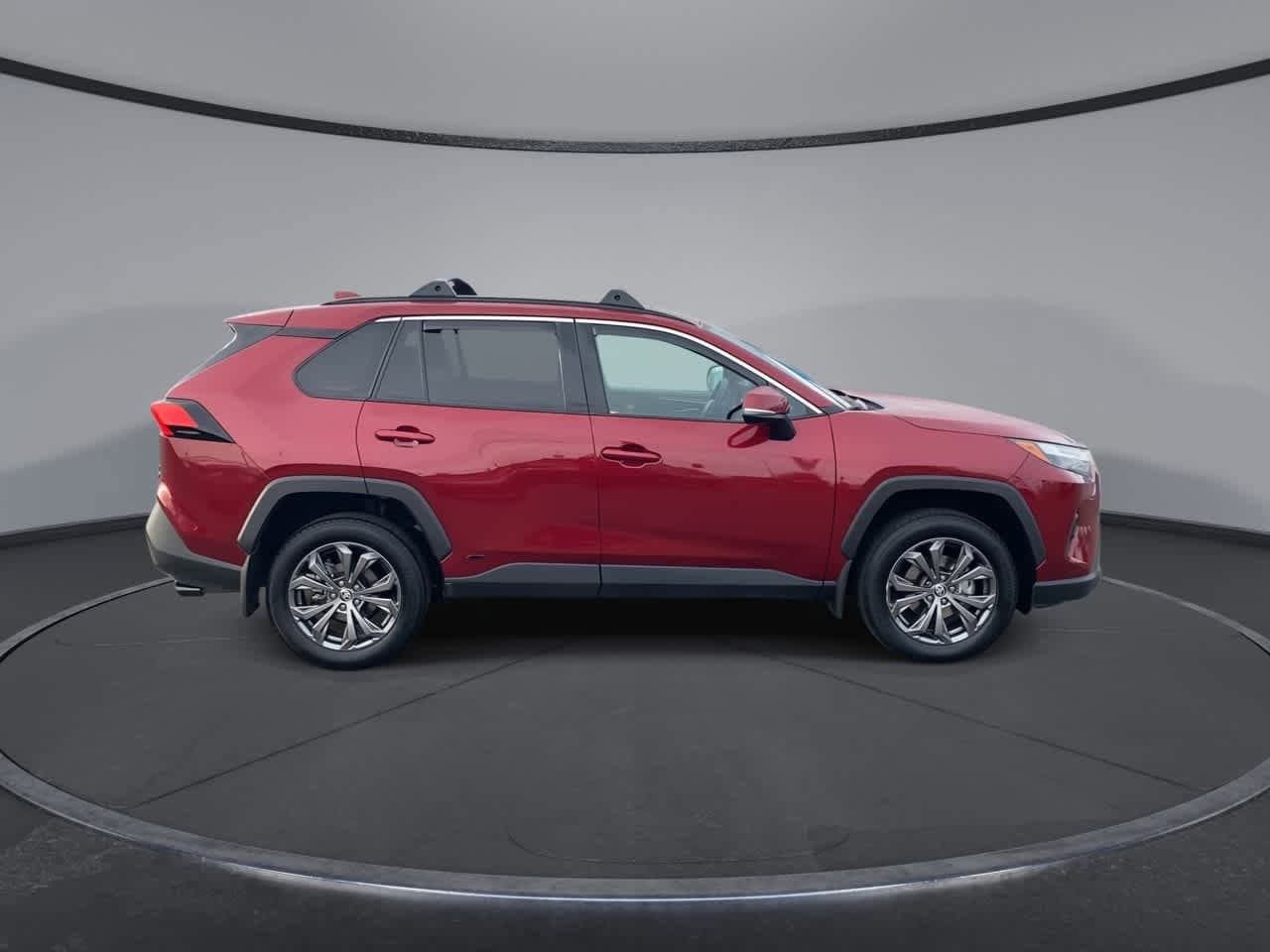 Thumbnail: 2024 Toyota RAV4 - 9