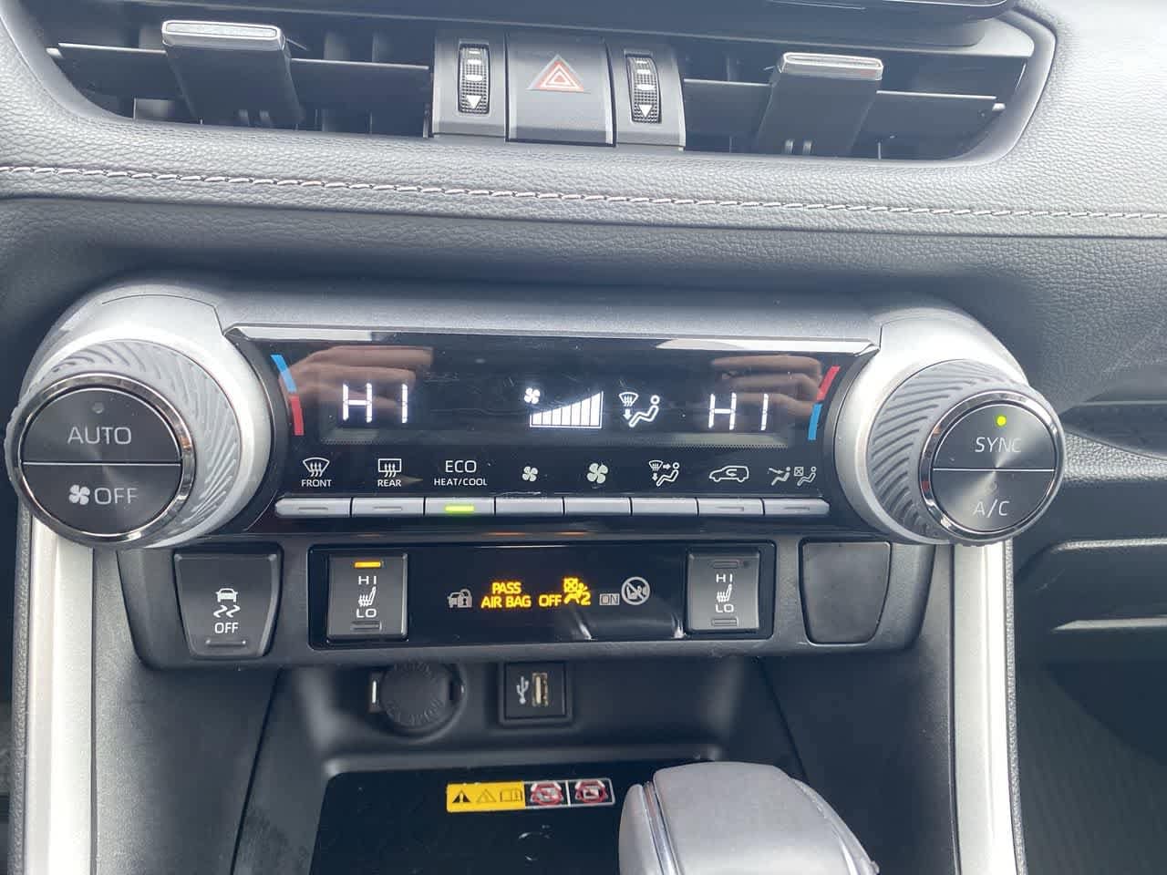 Thumbnail: 2024 Toyota RAV4 - 18