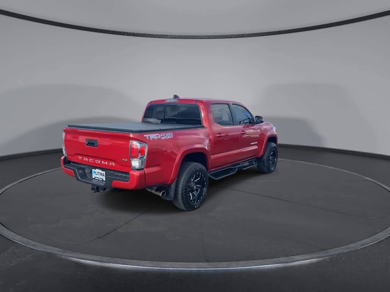 Thumbnail: 2022 Toyota Tacoma - 8