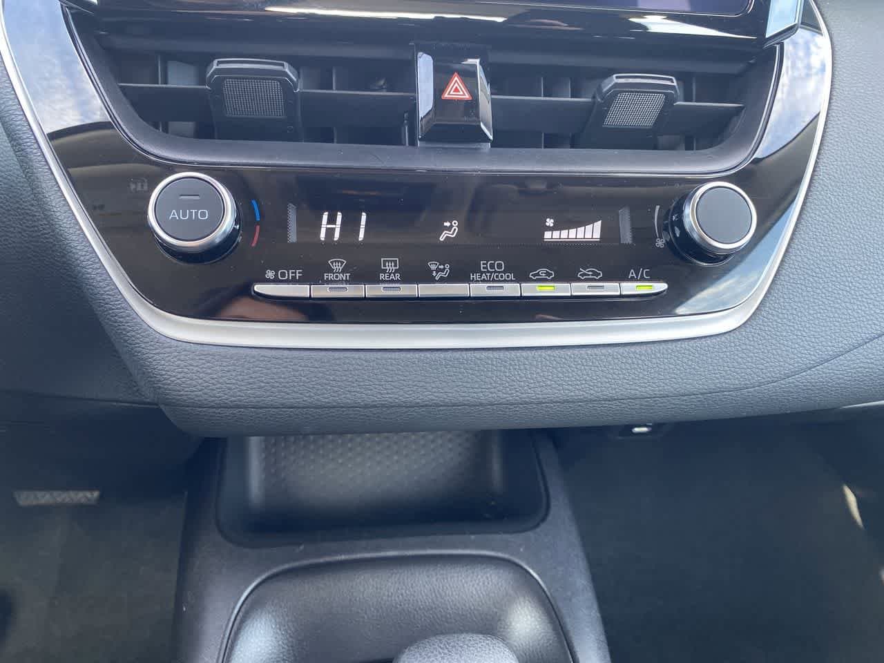 Thumbnail: 2025 Toyota Corolla - 18