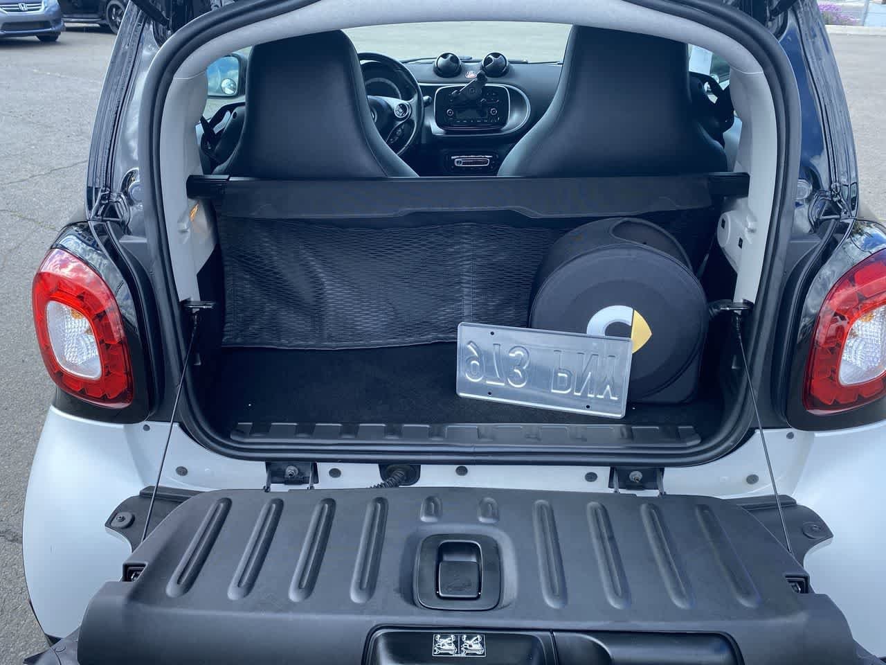 2018 smart fortwo  23