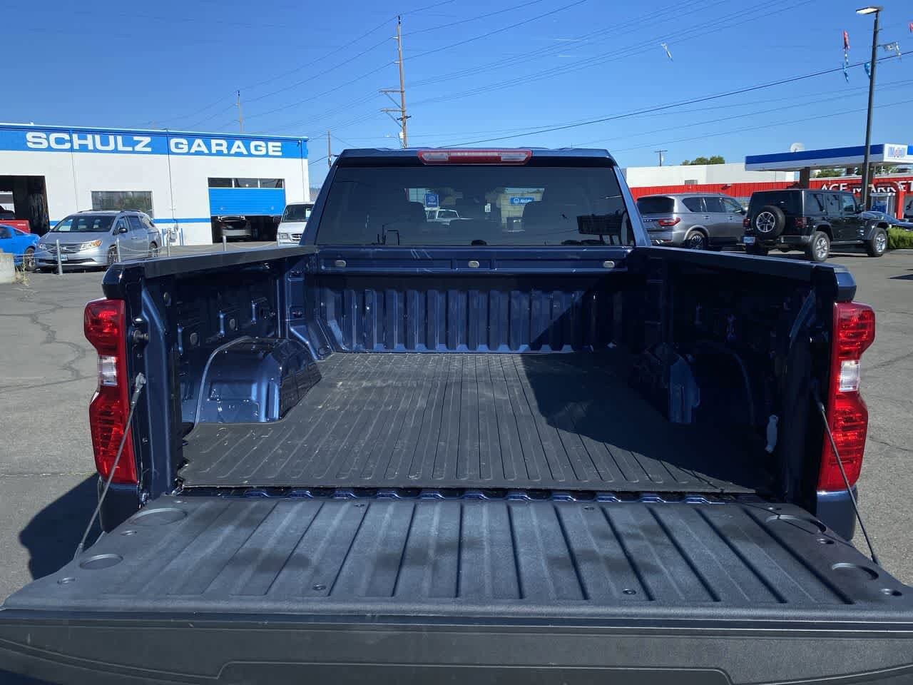 Thumbnail: 2022 Chevrolet Silverado 1500 - 22