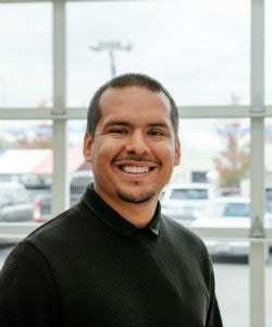 Staff member Armando Ledesma from ID_3227ff60078e