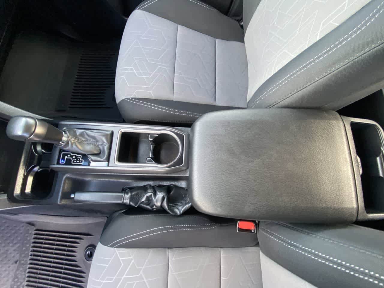 Thumbnail: 2022 Toyota Tacoma - 20