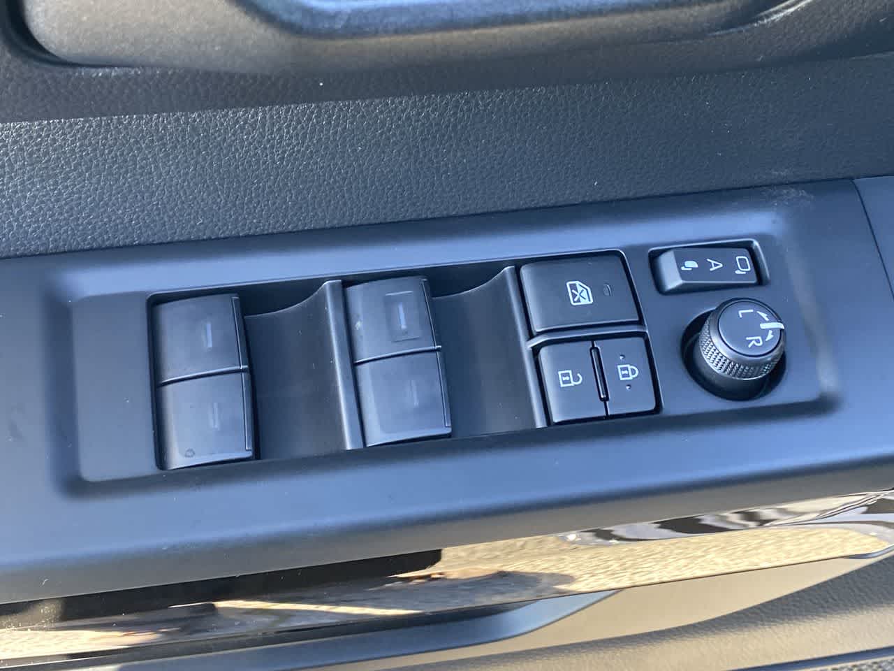 Thumbnail: 2026 Toyota Tundra - 13