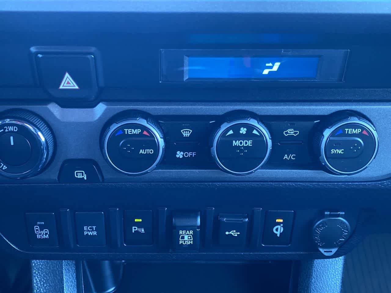 Thumbnail: 2022 Toyota Tacoma - 18