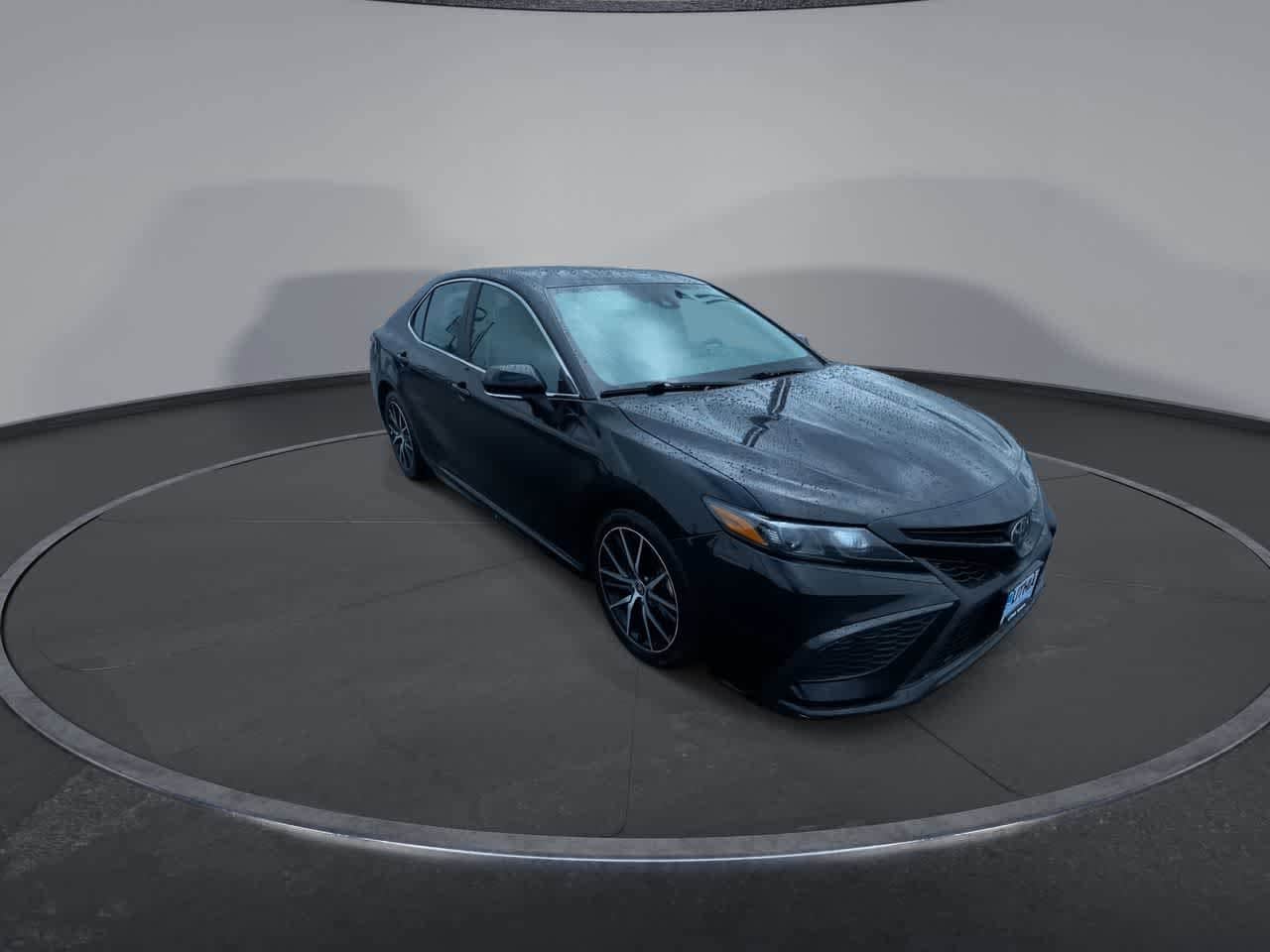 Certified 2022 Toyota Camry SE with VIN 4T1G11AK9NU685919 for sale in Medford, OR