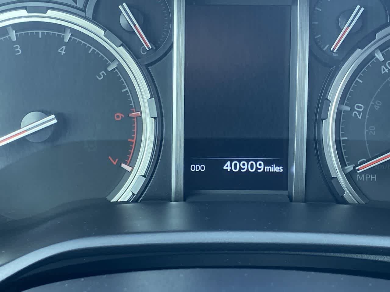 Thumbnail: 2023 Toyota 4Runner - 15