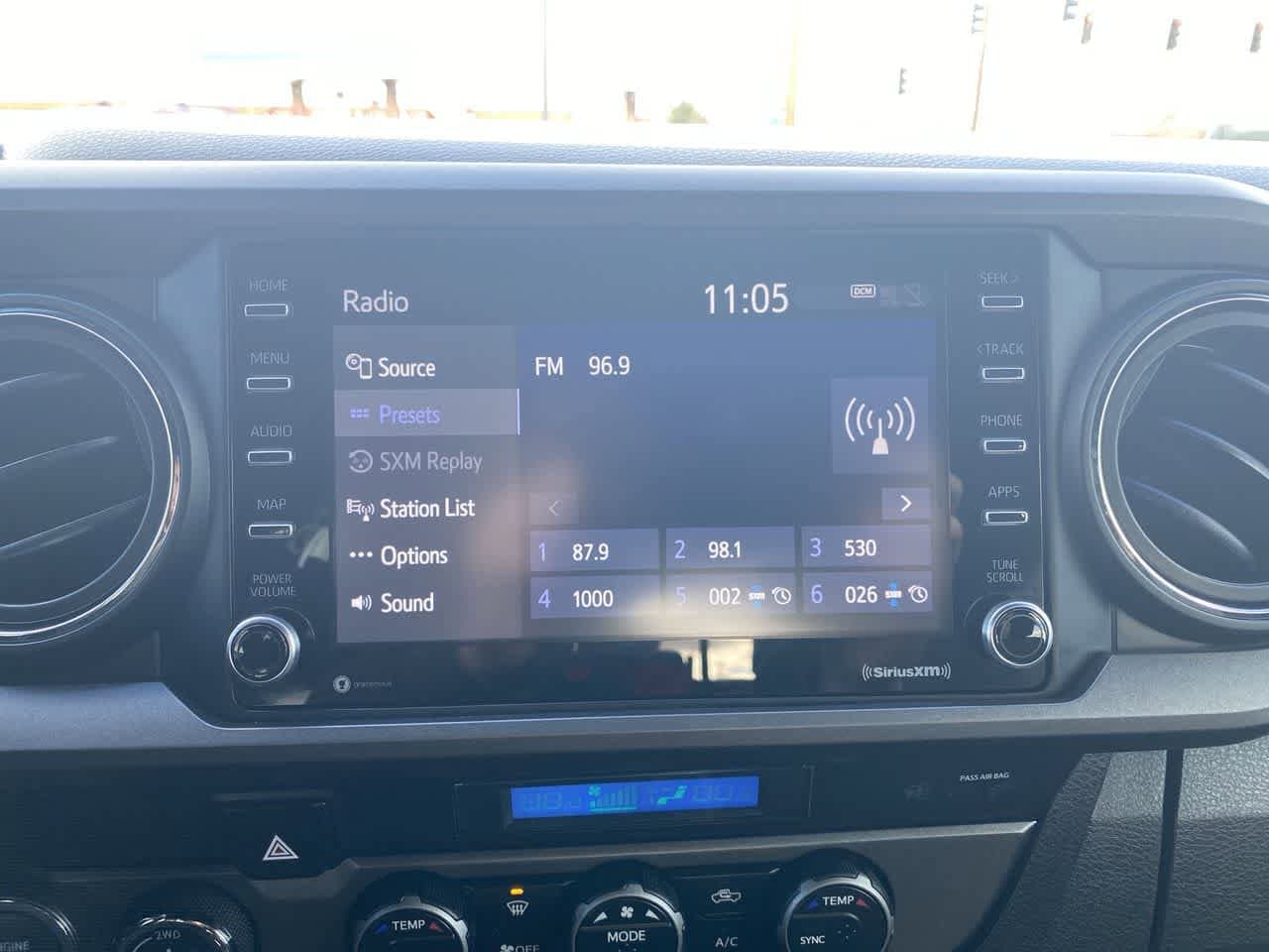 Thumbnail: 2022 Toyota Tacoma - 16