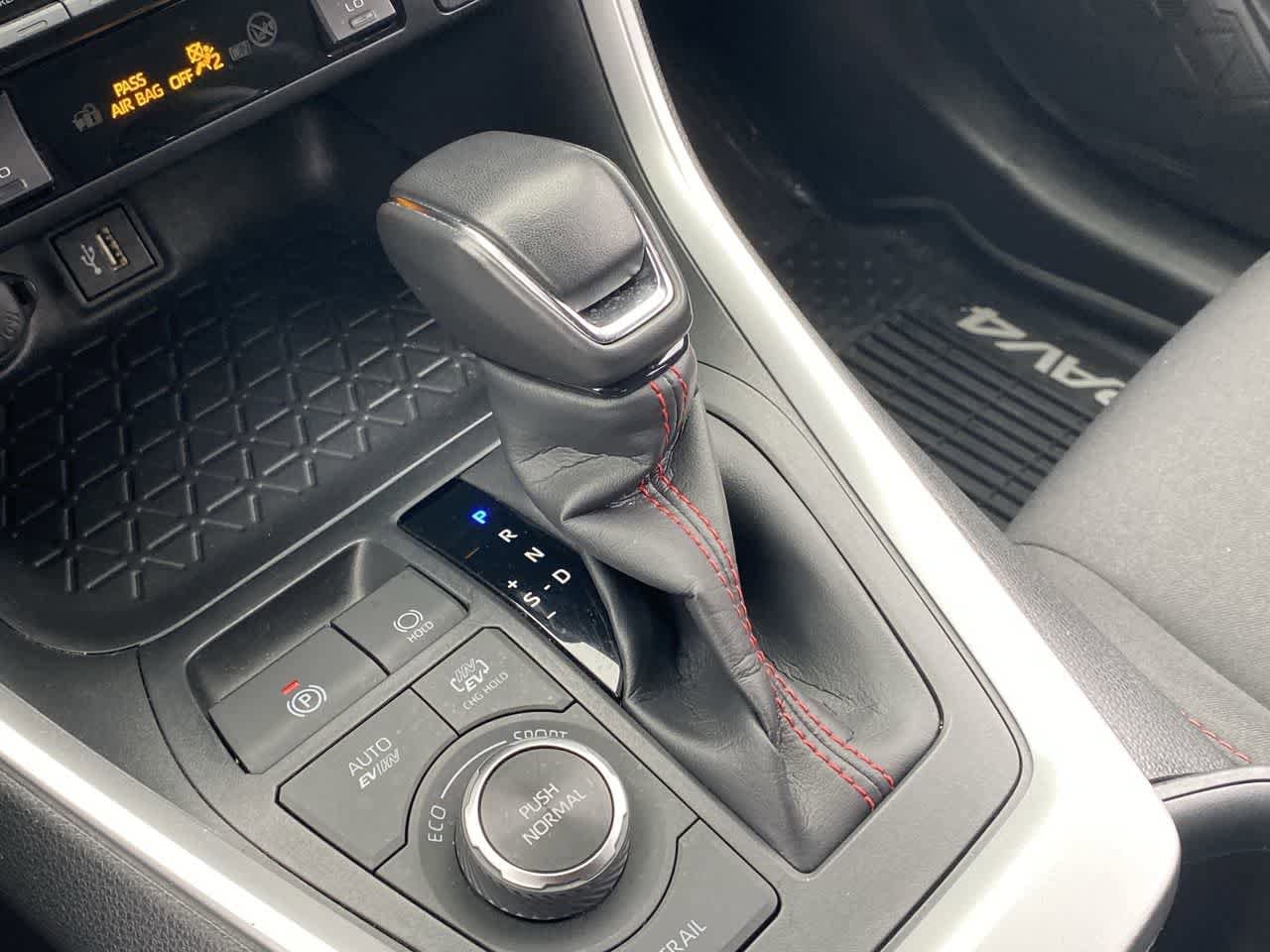 Thumbnail: 2024 Toyota RAV4 - 19