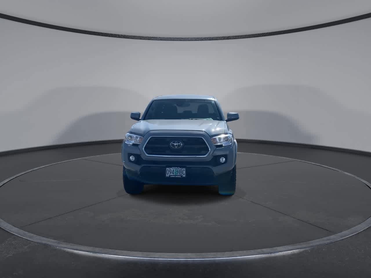 Thumbnail: 2019 Toyota Tacoma - 3