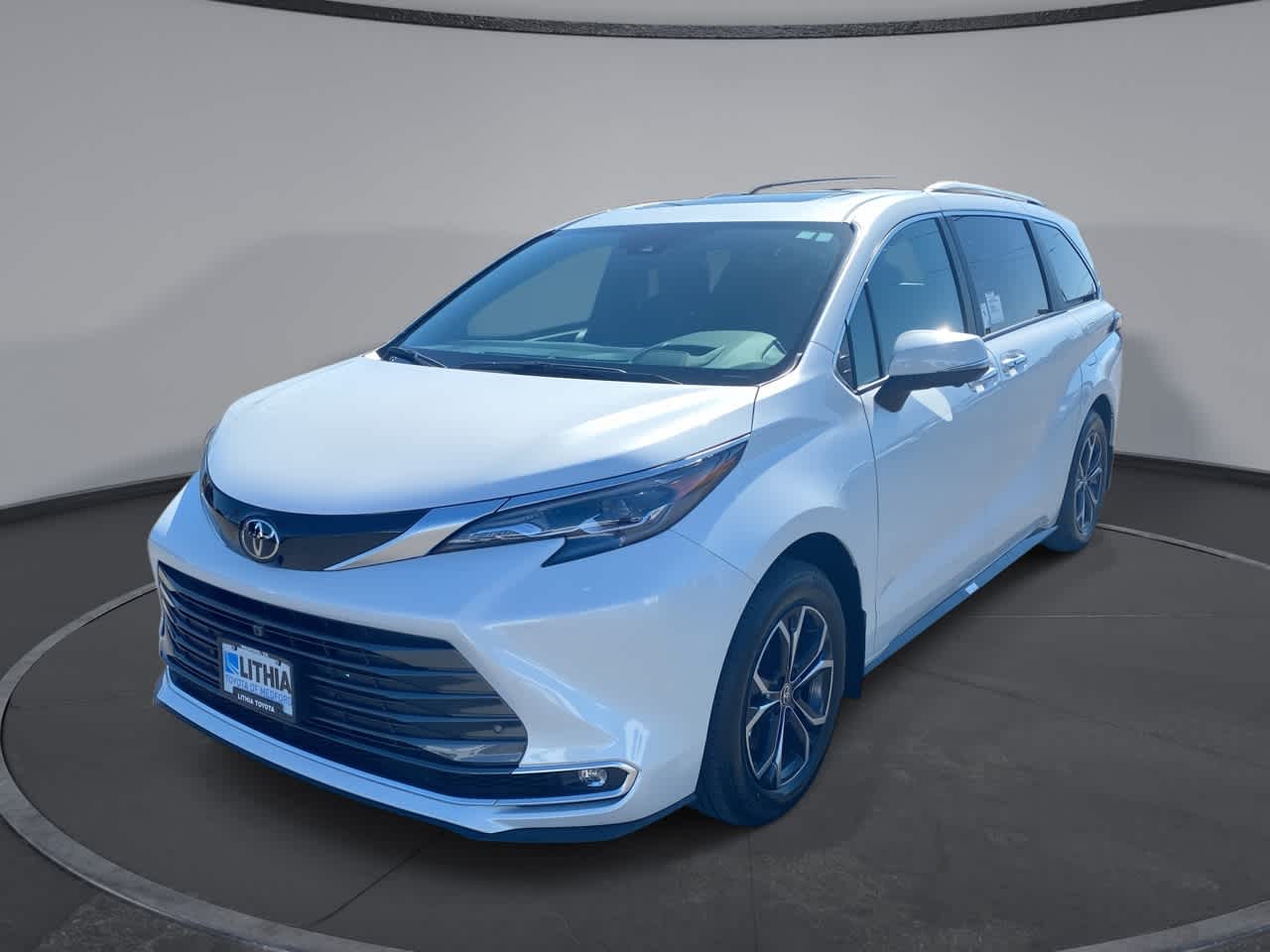 2026 Toyota Sienna 7 PASSENGER 
