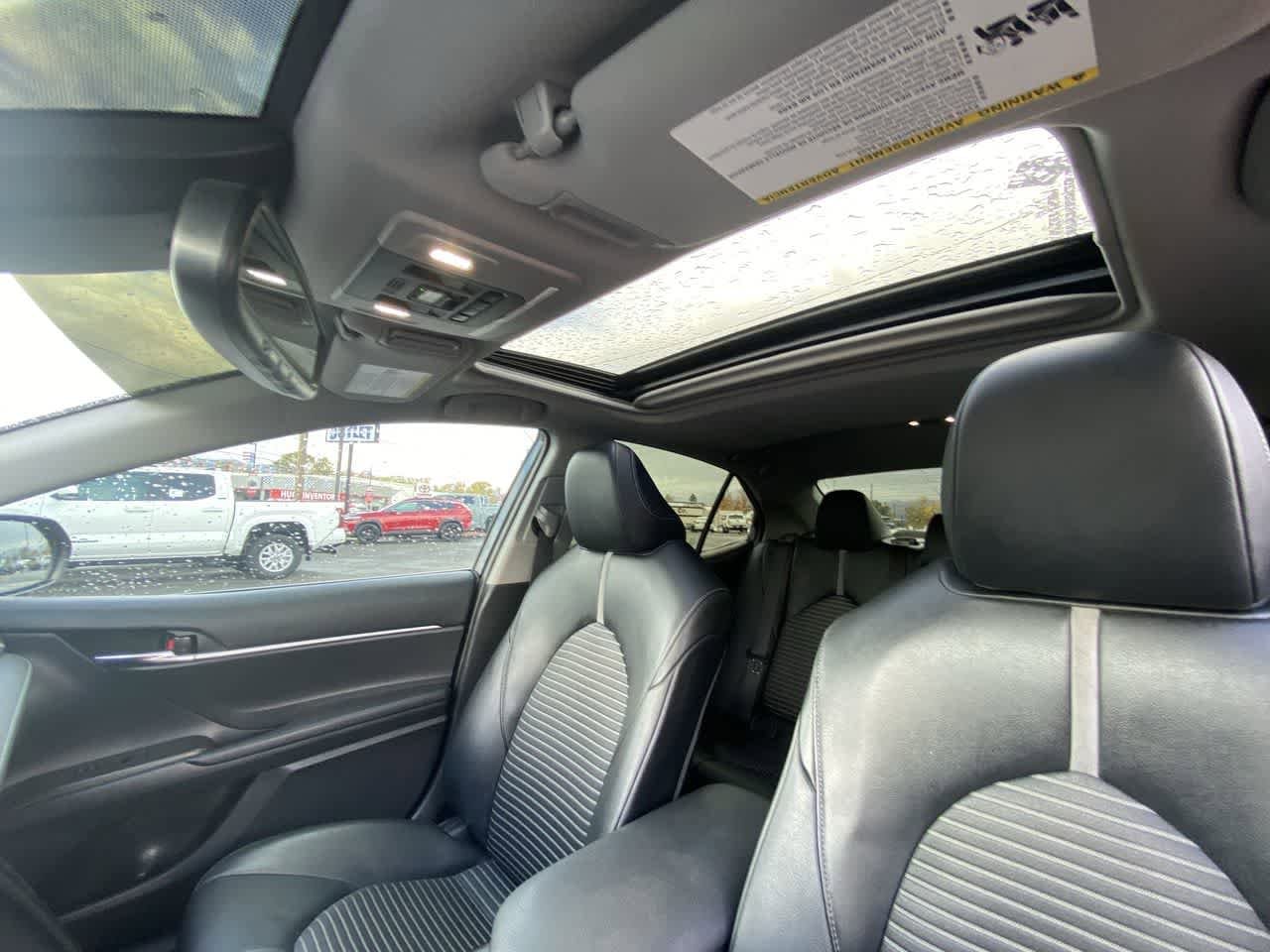 Thumbnail: 2021 Toyota Camry - 21