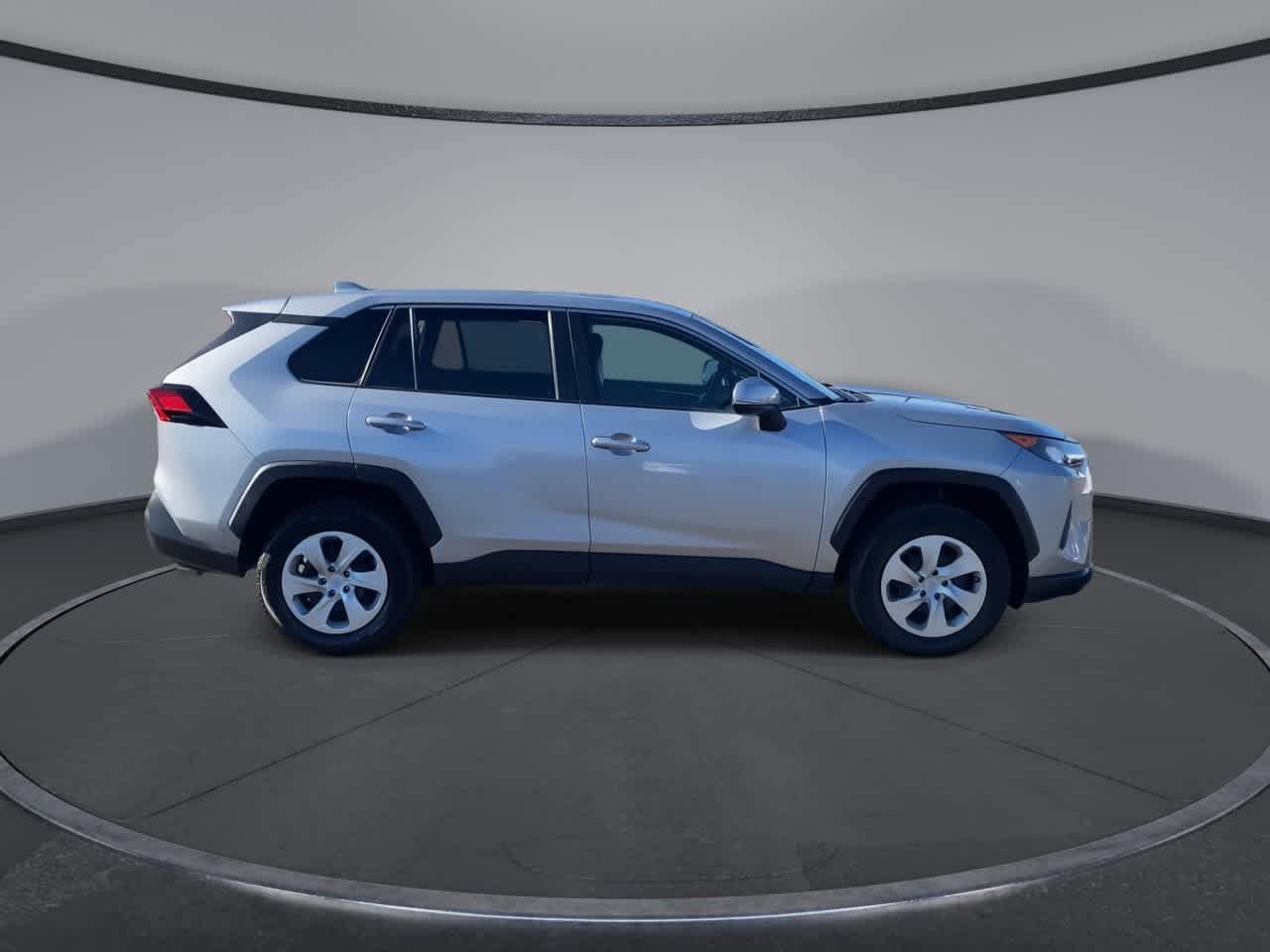 Thumbnail: 2022 Toyota RAV4 - 9