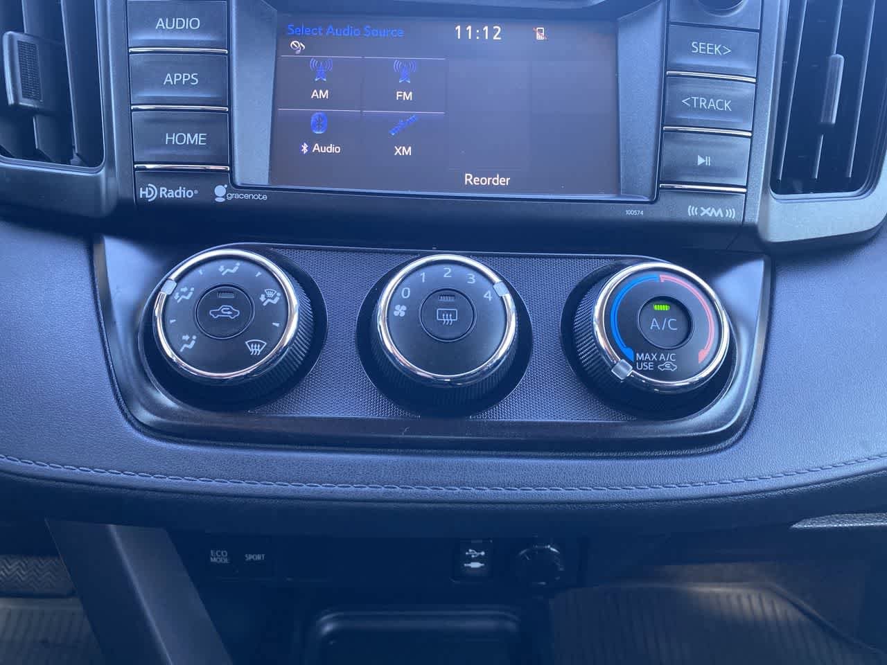 Thumbnail: 2016 Toyota RAV4 - 18