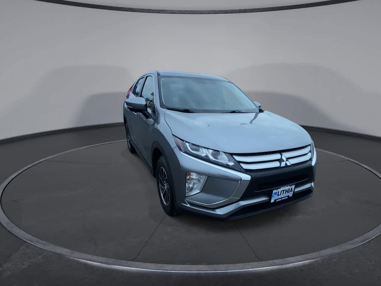 Thumbnail: 2020 Mitsubishi Eclipse Cross - 3