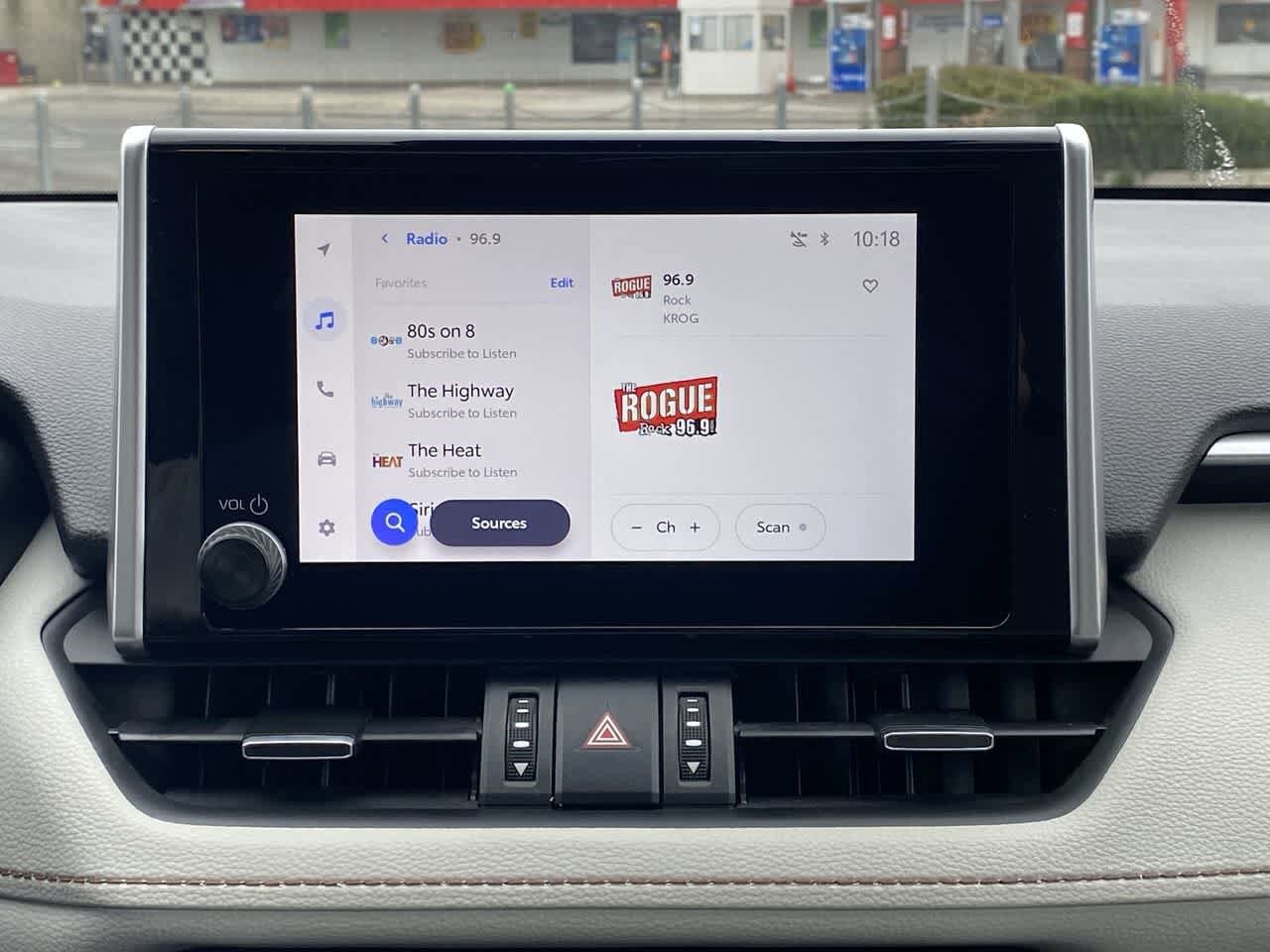 Thumbnail: 2025 Toyota RAV4 - 16