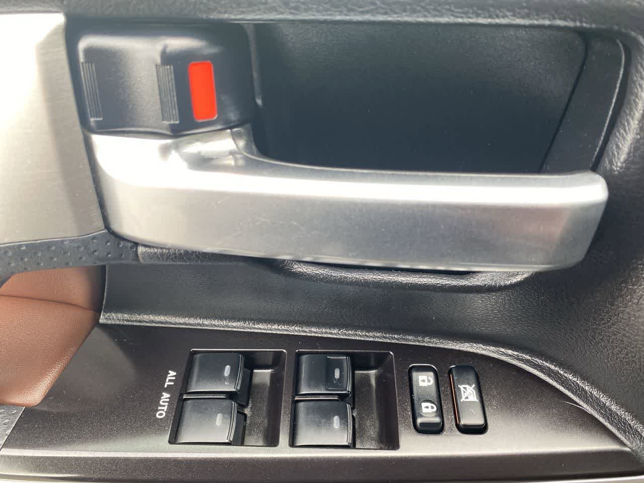 Thumbnail: 2019 Toyota Land Cruiser - 13