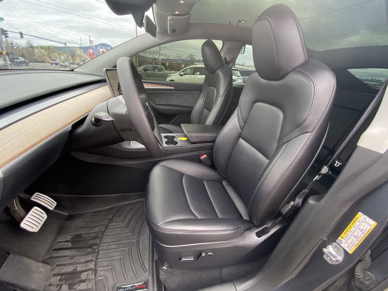 Thumbnail: 2023 Tesla Model Y - 11