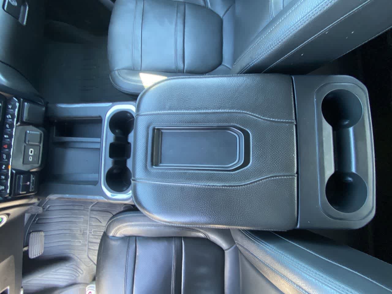 Thumbnail: 2022 GMC Sierra 3500 - 21