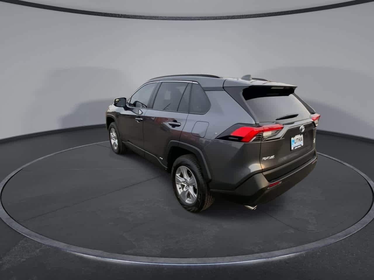 Thumbnail: 2022 Toyota RAV4 - 6