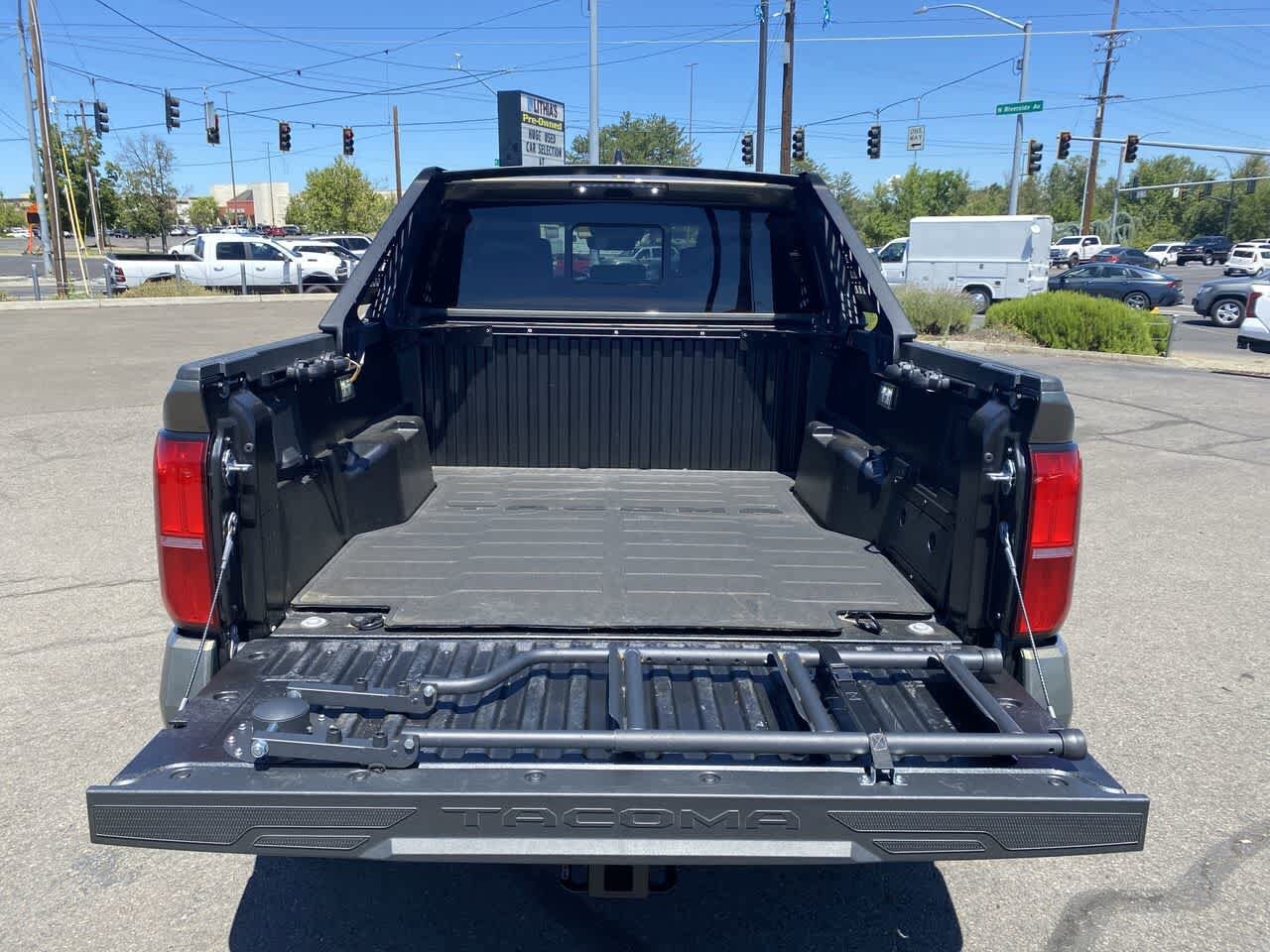 Thumbnail: 2024 Toyota Tacoma - 22