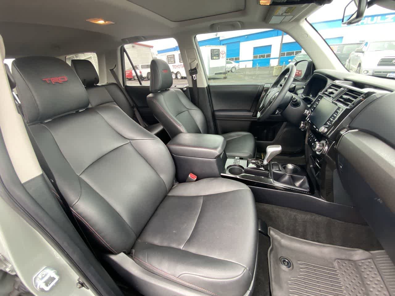 Thumbnail: 2021 Toyota 4Runner - 25