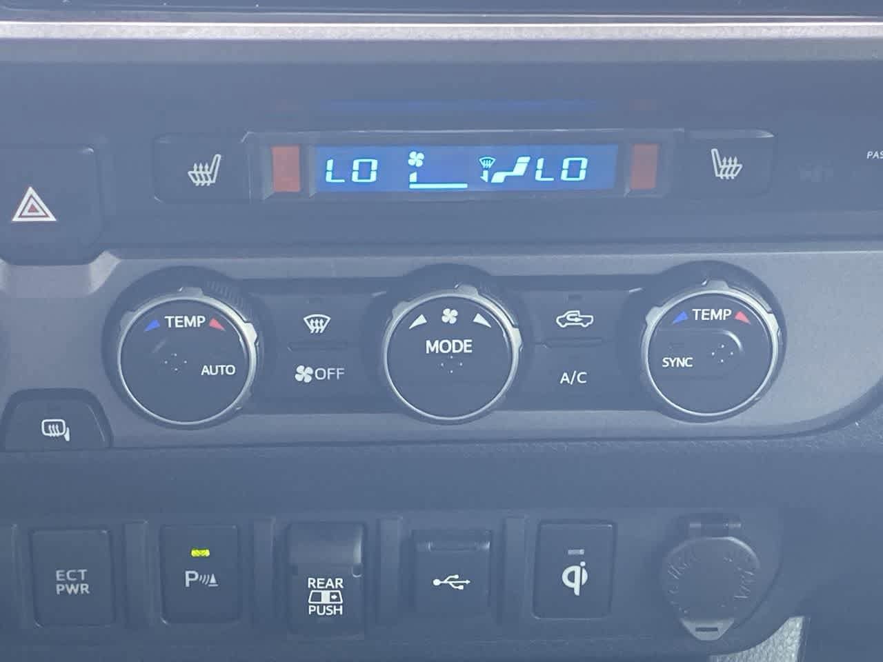 Thumbnail: 2020 Toyota Tacoma - 19