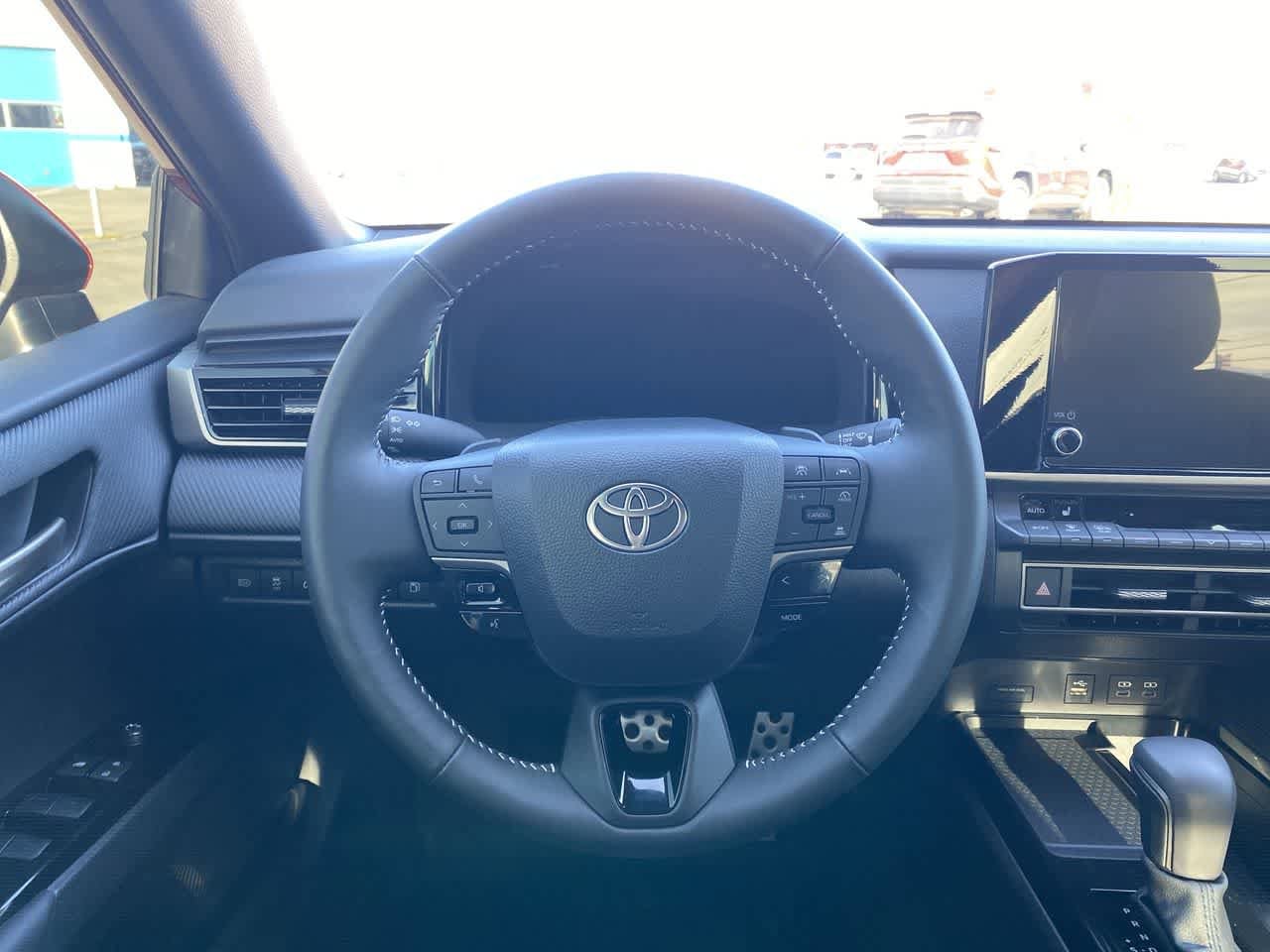 Thumbnail: 2025 Toyota Camry - 14