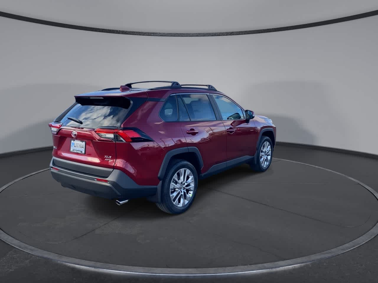 Thumbnail: 2025 Toyota RAV4 - 8