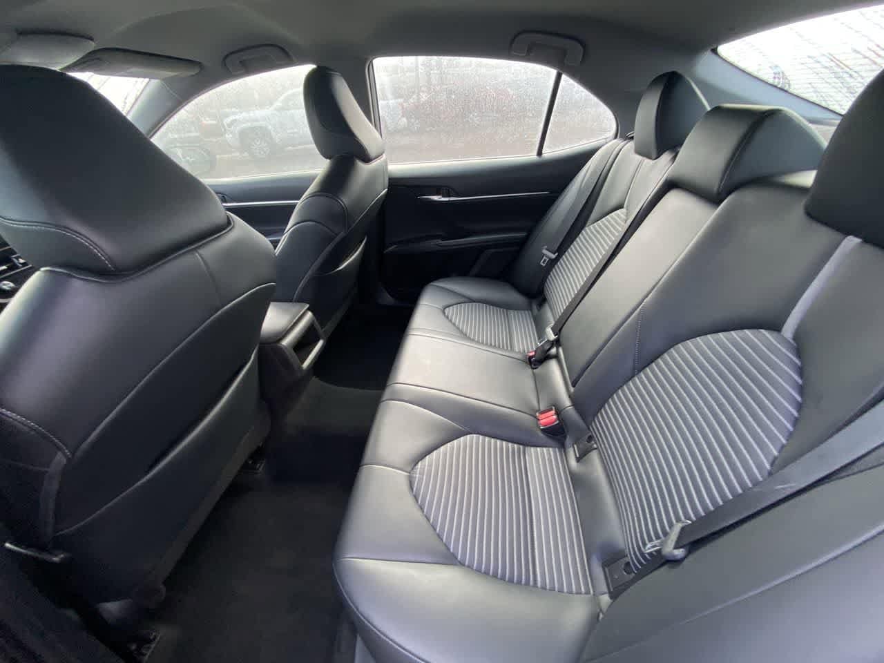 Thumbnail: 2022 Toyota Camry - 21