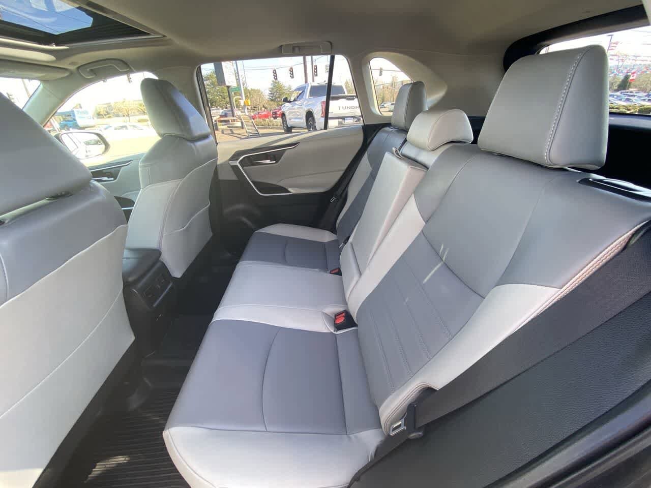 Thumbnail: 2023 Toyota RAV4 - 22