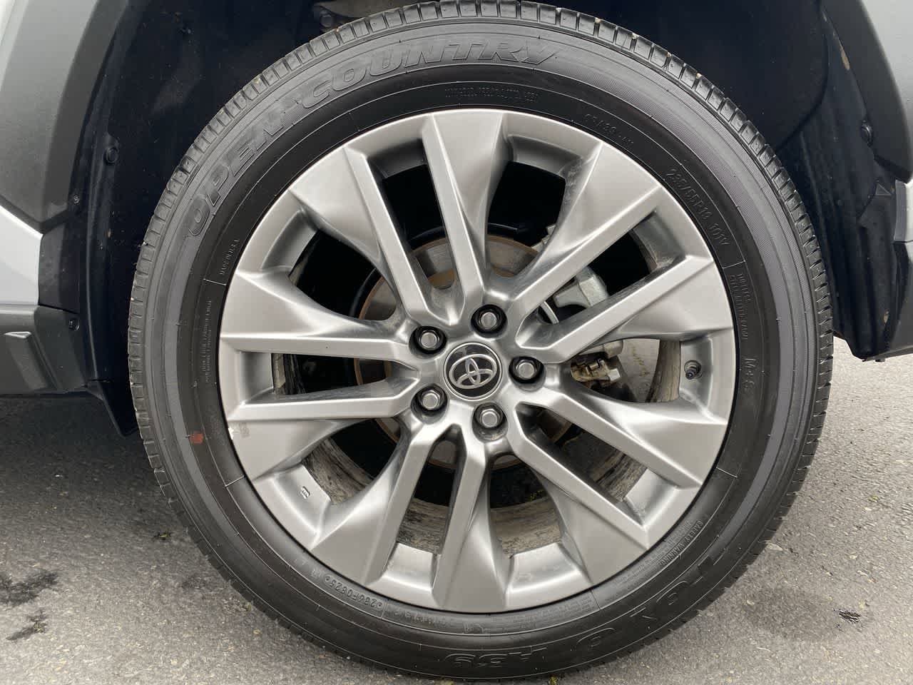 Thumbnail: 2025 Toyota RAV4 - 10