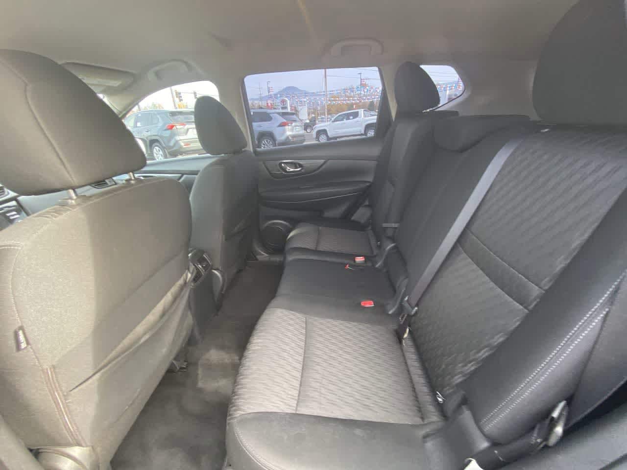 Thumbnail: 2017 Nissan Rogue - 20