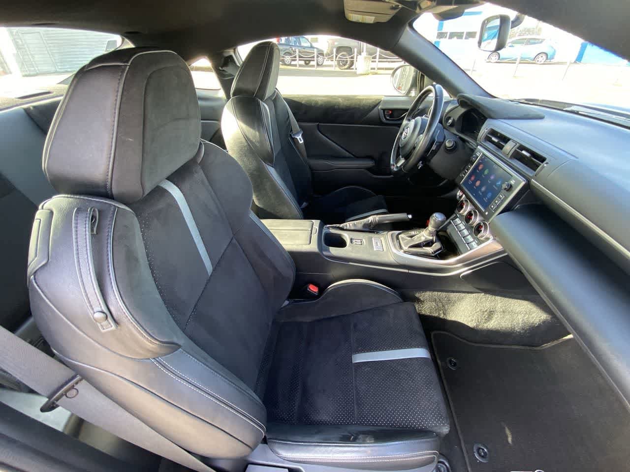 Thumbnail: 2023 Toyota GR86 - 24