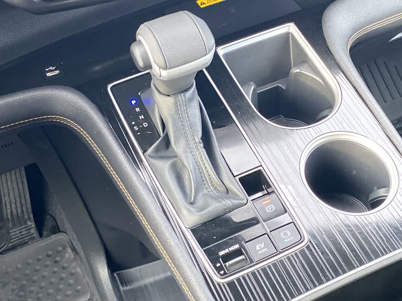 Thumbnail: 2025 Toyota Sienna - 19